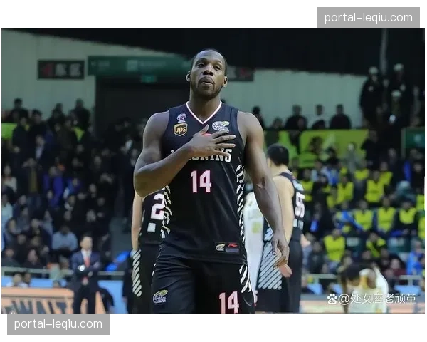 外援对决成焦点：弗格与布莱克尼的得分王之争